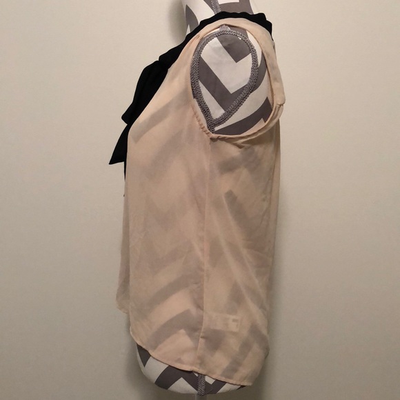 { forever 21 } • buttoned blouse - Picture 6 of 7